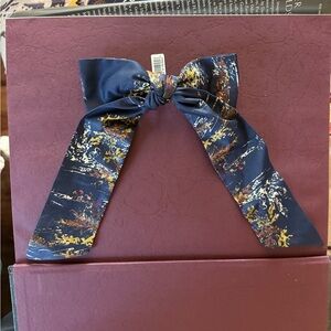 Hill House - Belle Bow - Navy Equestrian Toile Bow